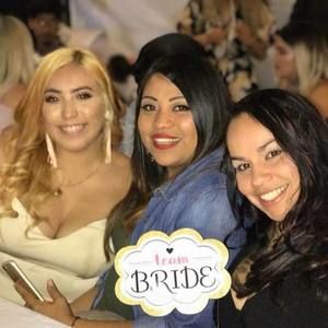 Meet your Posher, Alma